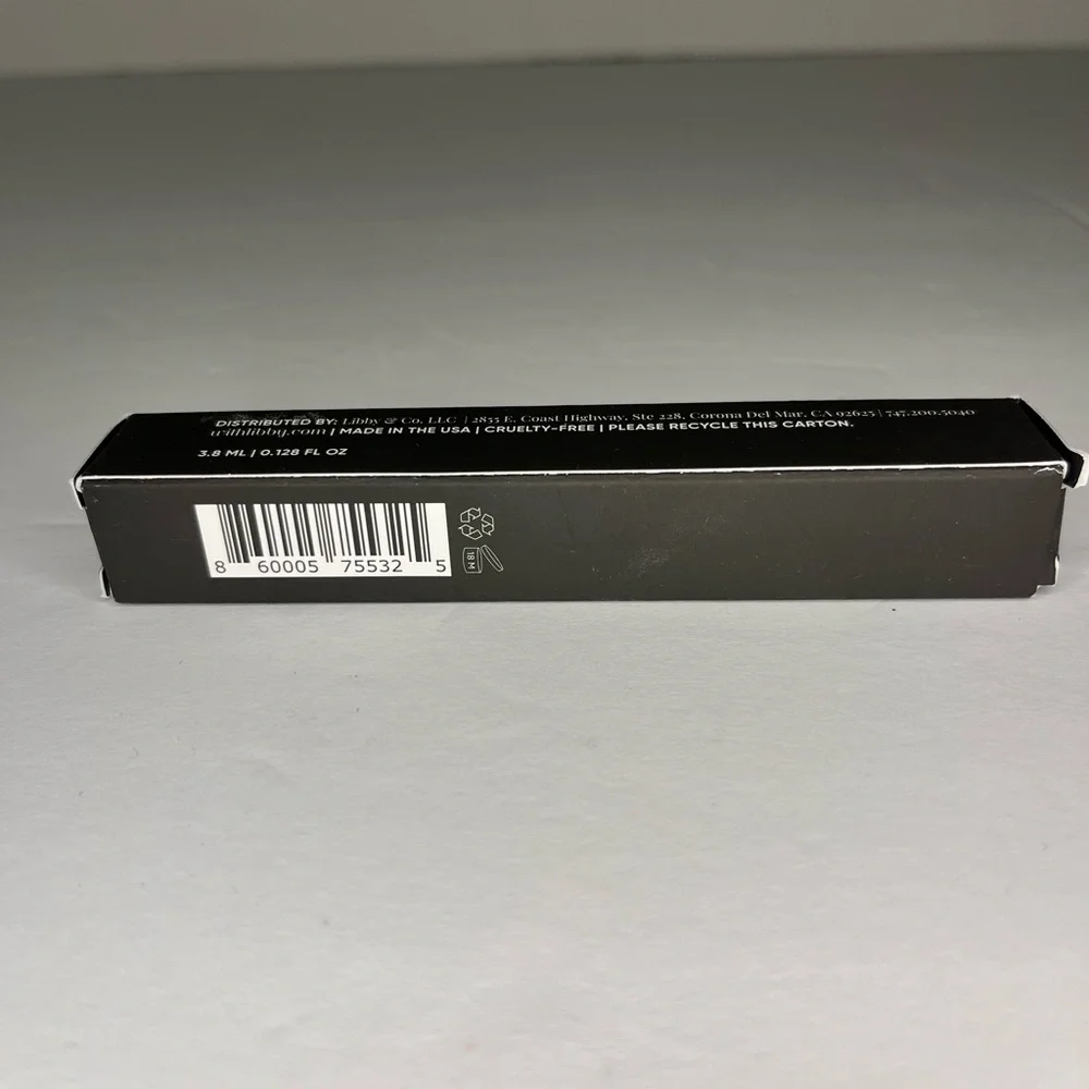 libby & co. Plumping Lip Gloss Berry Pout‎ 0.128 oz New